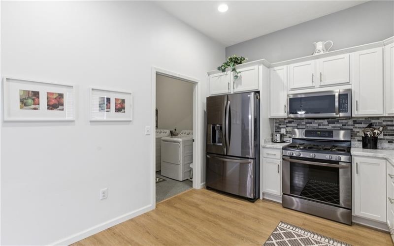 909 VALENTINA LN, Lower Burrell, 15068, 2 Bedrooms Bedrooms, 6 Rooms Rooms,2 BathroomsBathrooms,Residential,For Sale,VALENTINA LN,1743306