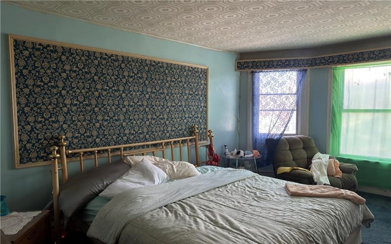 172 Franklin Ave, Vandergrift, 15690, 3 Bedrooms Bedrooms, ,2.1 BathroomsBathrooms,Residential,For Sale,Franklin Ave,1743348