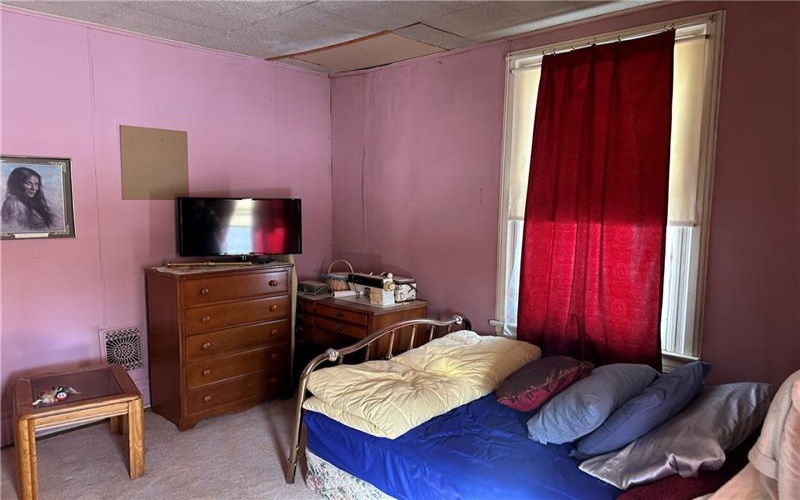 172 Franklin Ave, Vandergrift, 15690, 3 Bedrooms Bedrooms, ,2.1 BathroomsBathrooms,Residential,For Sale,Franklin Ave,1743348
