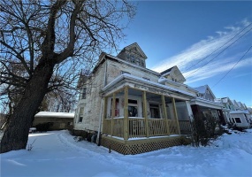 172 Franklin Ave, Vandergrift, 15690, 3 Bedrooms Bedrooms, ,2.1 BathroomsBathrooms,Residential,For Sale,Franklin Ave,1743348