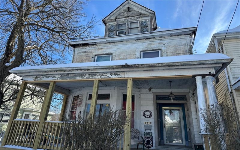 172 Franklin Ave, Vandergrift, 15690, 3 Bedrooms Bedrooms, ,2.1 BathroomsBathrooms,Residential,For Sale,Franklin Ave,1743348