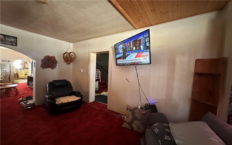172 Franklin Ave, Vandergrift, 15690, 3 Bedrooms Bedrooms, ,2.1 BathroomsBathrooms,Residential,For Sale,Franklin Ave,1743348