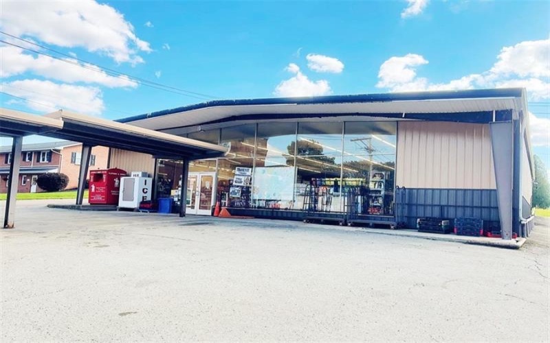 540 Main Street, Berlin, 15530, ,Commercial-industrial-business,For Sale,Main Street,1727271