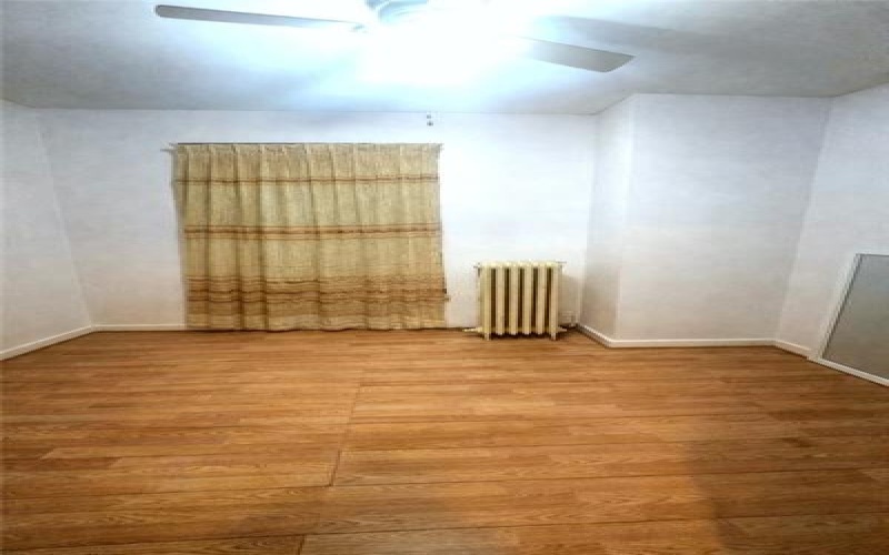 118 12th Street, Jeannette, 15644, 3 Bedrooms Bedrooms, 7 Rooms Rooms,1.1 BathroomsBathrooms,Residential,For Sale,12th Street,1740562