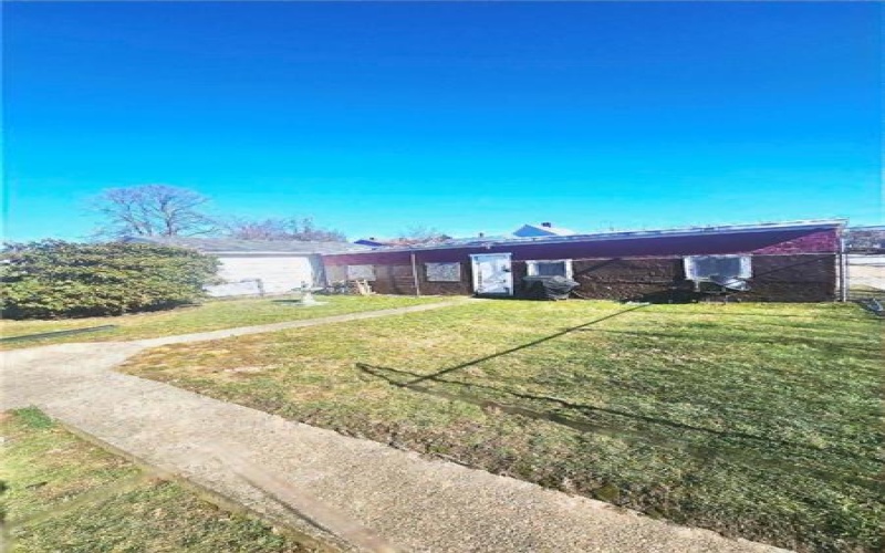 118 12th Street, Jeannette, 15644, 3 Bedrooms Bedrooms, 7 Rooms Rooms,1.1 BathroomsBathrooms,Residential,For Sale,12th Street,1740562