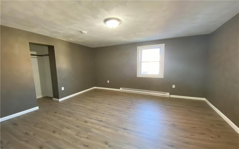 407 N Pittsburgh St, Connellsville, 15425, 1 Bedroom Bedrooms, ,1 BathroomBathrooms,Lease,For Rent,N Pittsburgh St,1733190
