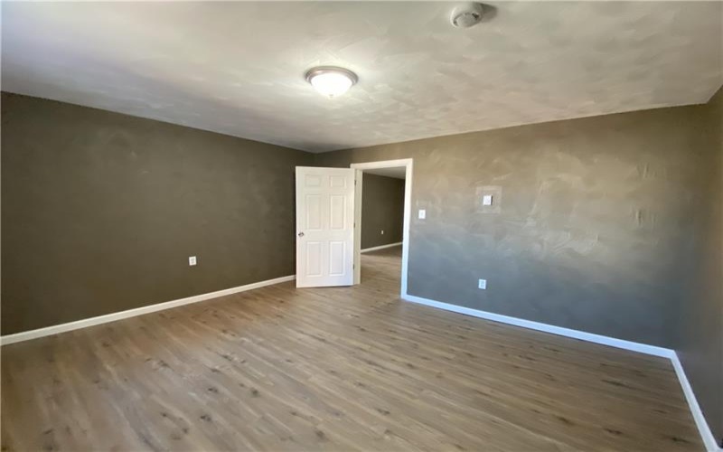 407 N Pittsburgh St, Connellsville, 15425, 1 Bedroom Bedrooms, ,1 BathroomBathrooms,Lease,For Rent,N Pittsburgh St,1733190