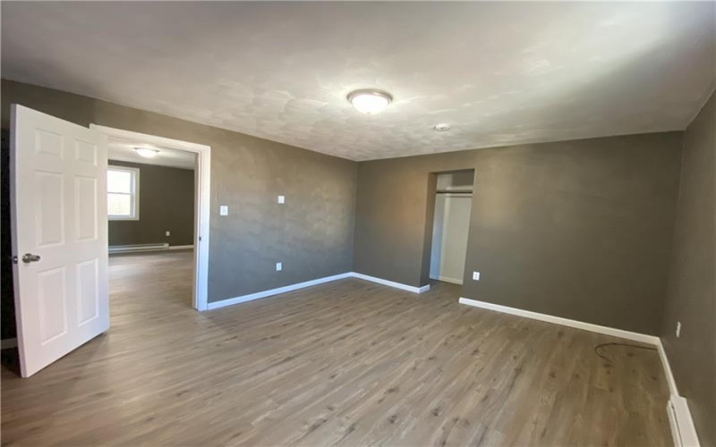 407 N Pittsburgh St, Connellsville, 15425, 1 Bedroom Bedrooms, ,1 BathroomBathrooms,Lease,For Rent,N Pittsburgh St,1733190