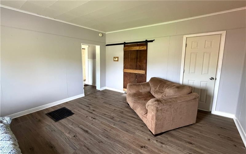10 Elm Street, Meadowlands, 15347, 2 Bedrooms Bedrooms, 5 Rooms Rooms,1 BathroomBathrooms,Residential,For Sale,Elm Street,1745865