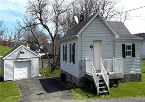 10 Elm Street, Meadowlands, 15347, 2 Bedrooms Bedrooms, 5 Rooms Rooms,1 BathroomBathrooms,Residential,For Sale,Elm Street,1745865