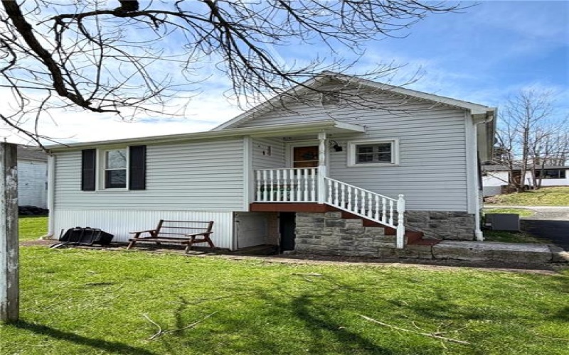 10 Elm Street, Meadowlands, 15347, 2 Bedrooms Bedrooms, 5 Rooms Rooms,1 BathroomBathrooms,Residential,For Sale,Elm Street,1745865