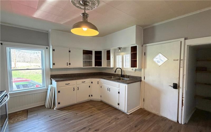 10 Elm Street, Meadowlands, 15347, 2 Bedrooms Bedrooms, 5 Rooms Rooms,1 BathroomBathrooms,Residential,For Sale,Elm Street,1745865