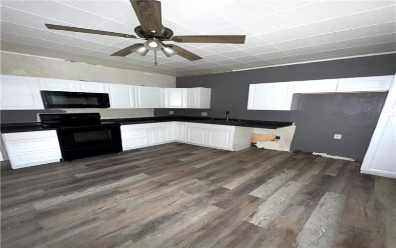 540 9th St, Connellsville, 15425, 3 Bedrooms Bedrooms, ,2 BathroomsBathrooms,Residential,For Sale,9th St,1733239