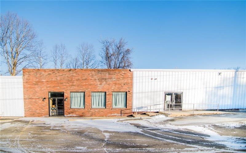 6675 Lincoln Highway West, Jeannette, 15644, ,Commercial-industrial-business,For Sale,Lincoln Highway West,1737516