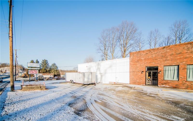 6675 Lincoln Highway West, Jeannette, 15644, ,Commercial-industrial-business,For Sale,Lincoln Highway West,1737516
