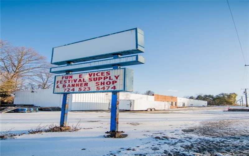 6675 Lincoln Highway West, Jeannette, 15644, ,Commercial-industrial-business,For Sale,Lincoln Highway West,1737516