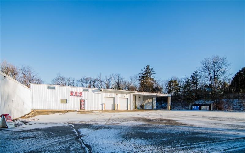 6675 Lincoln Highway West, Jeannette, 15644, ,Commercial-industrial-business,For Sale,Lincoln Highway West,1737516