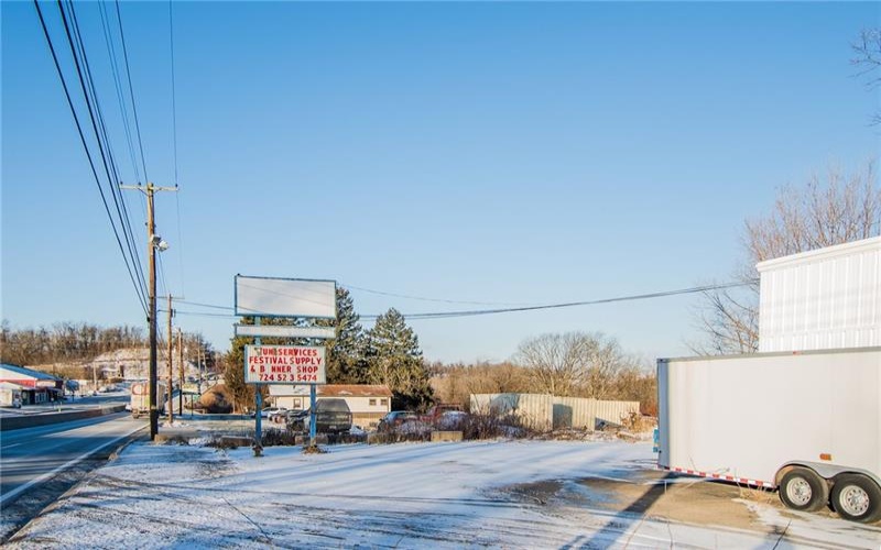 6675 Lincoln Highway West, Jeannette, 15644, ,Commercial-industrial-business,For Sale,Lincoln Highway West,1737516