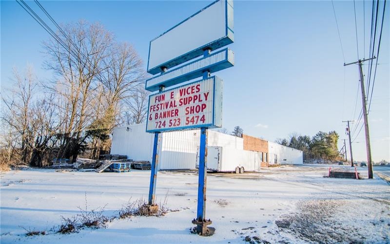 6675 Lincoln Highway West, Jeannette, 15644, ,Commercial-industrial-business,For Sale,Lincoln Highway West,1737516