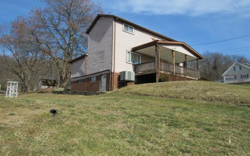 213 Stone Church Road, Merrittstown, 15463, 3 Bedrooms Bedrooms, 5 Rooms Rooms,1.1 BathroomsBathrooms,Residential,For Sale,Stone Church Road,1740568