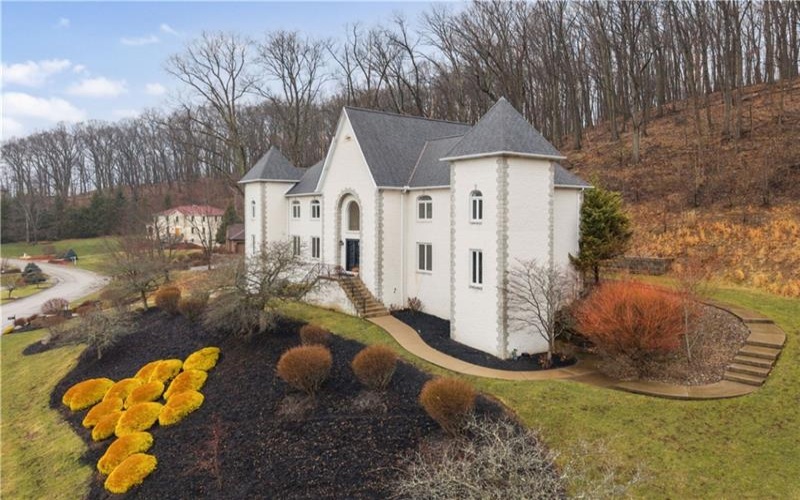 4306 Michel Court, Murrysville, 15668, 5 Bedrooms Bedrooms, 13 Rooms Rooms,5.1 BathroomsBathrooms,Residential,For Sale,Michel Court,1743358