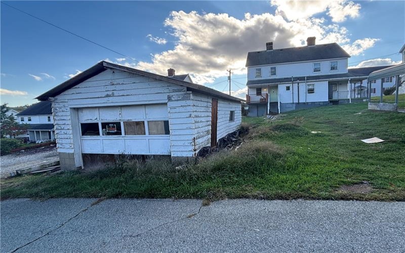 30 Lincoln St, Cokeburg, 15324, 2 Bedrooms Bedrooms, 4 Rooms Rooms,1 BathroomBathrooms,Residential,For Sale,Lincoln St,1727423