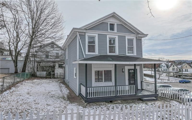 212 Ridge Ave, New Kensington, 15068, 4 Bedrooms Bedrooms, ,2 BathroomsBathrooms,Residential,For Sale,Ridge Ave,1740569