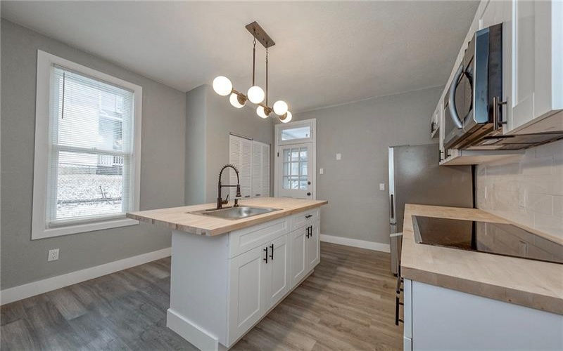 212 Ridge Ave, New Kensington, 15068, 4 Bedrooms Bedrooms, ,2 BathroomsBathrooms,Residential,For Sale,Ridge Ave,1740569