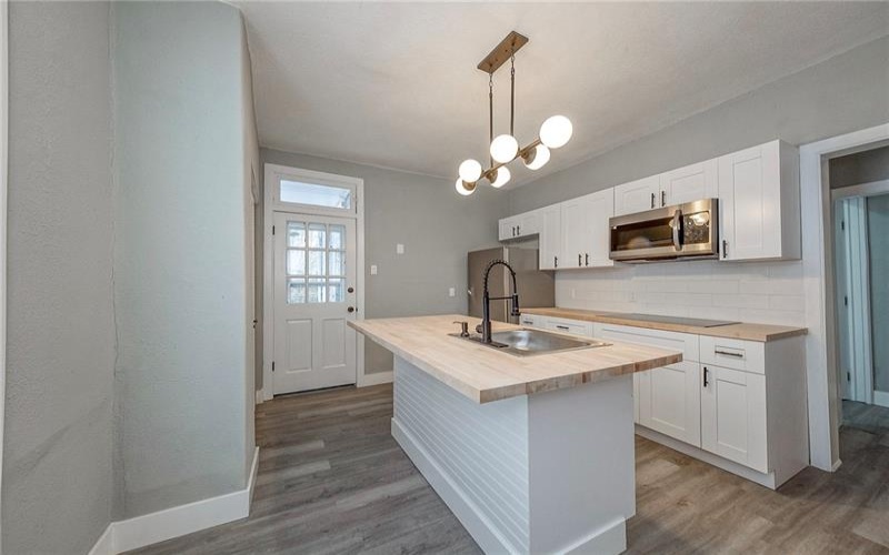 212 Ridge Ave, New Kensington, 15068, 4 Bedrooms Bedrooms, ,2 BathroomsBathrooms,Residential,For Sale,Ridge Ave,1740569