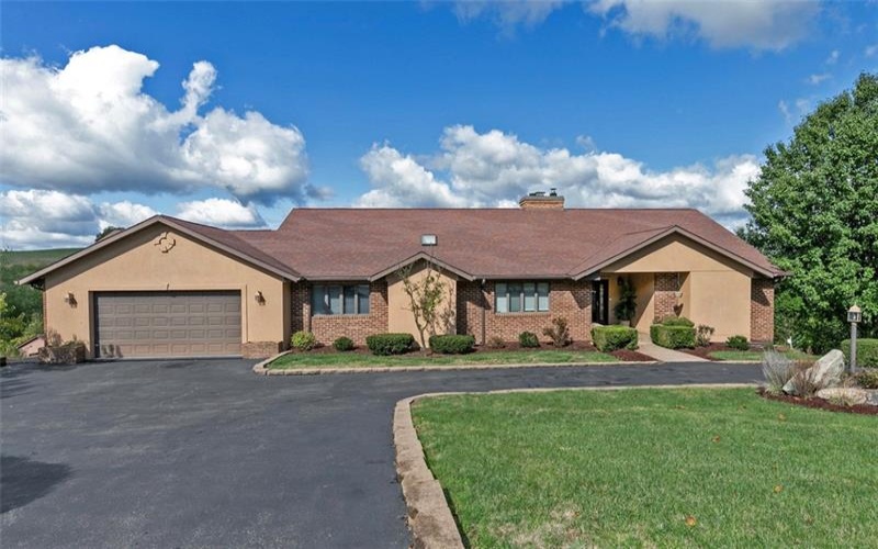 4050 Adelaide Hls, Connellsville, 15425, 4 Bedrooms Bedrooms, 9 Rooms Rooms,4.1 BathroomsBathrooms,Residential,For Sale,Adelaide Hls,1727469