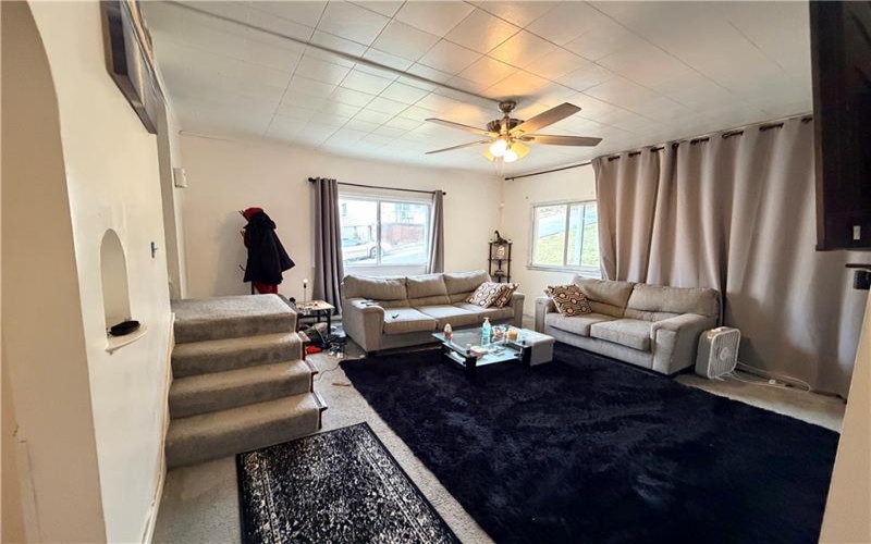1001 Lincoln Ave, Charleroi, 15022, 3 Bedrooms Bedrooms, 8 Rooms Rooms,2 BathroomsBathrooms,Residential,For Sale,Lincoln Ave,1740630