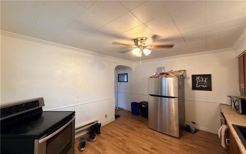 1001 Lincoln Ave, Charleroi, 15022, 3 Bedrooms Bedrooms, 8 Rooms Rooms,2 BathroomsBathrooms,Residential,For Sale,Lincoln Ave,1740630