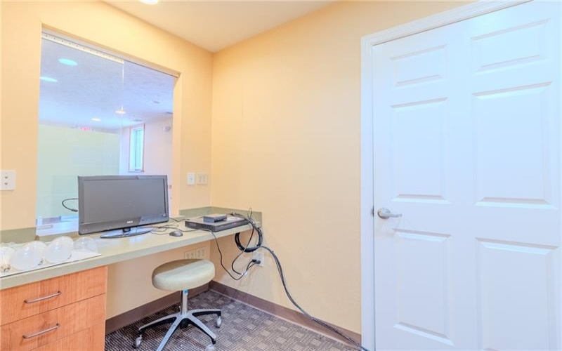 1600 Wildlife Lodge Rd Ste #1, New Kensington, 15068, ,Commercial-industrial-business,For Sale,Wildlife Lodge Rd Ste #1,1727476