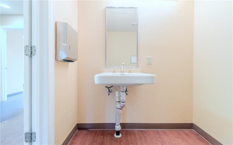 1600 Wildlife Lodge Rd Ste #1, New Kensington, 15068, ,Commercial-industrial-business,For Sale,Wildlife Lodge Rd Ste #1,1727476