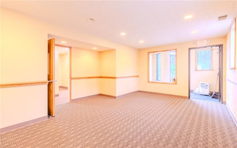1600 Wildlife Lodge Rd Ste #1, New Kensington, 15068, ,Commercial-industrial-business,For Sale,Wildlife Lodge Rd Ste #1,1727476
