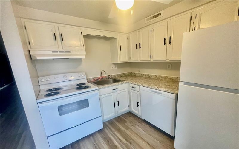 446 Crosby Dr, Canonsburg, 15317, 3 Bedrooms Bedrooms, 7 Rooms Rooms,1.1 BathroomsBathrooms,Residential,For Sale,Crosby Dr,1740674