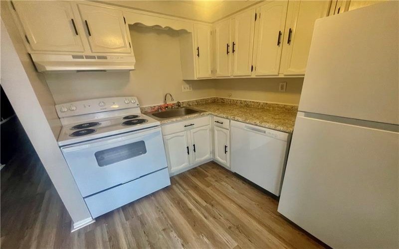 446 Crosby Dr, Canonsburg, 15317, 3 Bedrooms Bedrooms, 7 Rooms Rooms,1.1 BathroomsBathrooms,Residential,For Sale,Crosby Dr,1740674