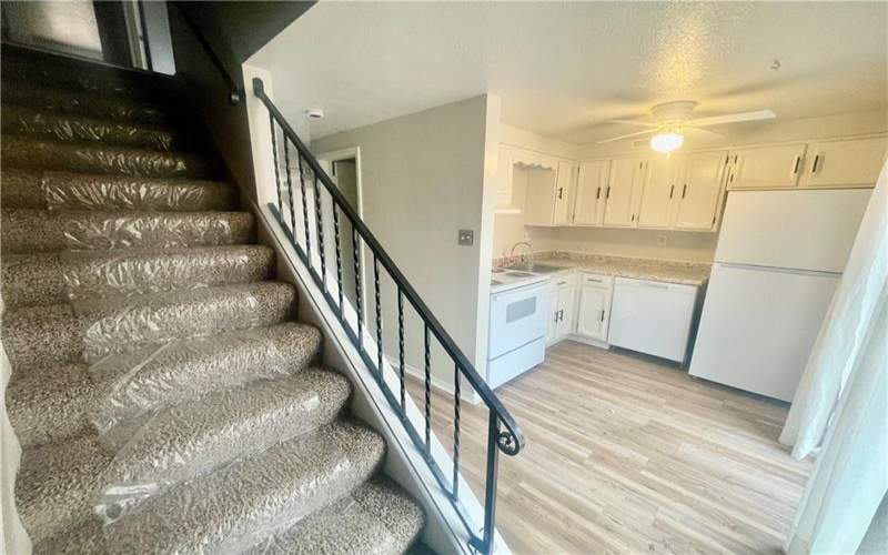 446 Crosby Dr, Canonsburg, 15317, 3 Bedrooms Bedrooms, 7 Rooms Rooms,1.1 BathroomsBathrooms,Residential,For Sale,Crosby Dr,1740674