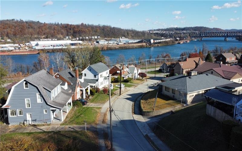 144 Grandview Way, Charleroi, 15022, 3 Bedrooms Bedrooms, ,2 BathroomsBathrooms,Residential,For Sale,Grandview Way,1733321
