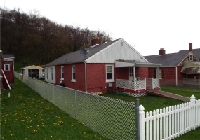 18 Penn Ave, Clarksville, 15322, 2 Bedrooms Bedrooms, ,1 BathroomBathrooms,Residential,For Sale,Penn Ave,1740708