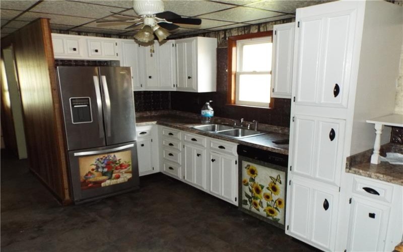 18 Penn Ave, Clarksville, 15322, 2 Bedrooms Bedrooms, ,1 BathroomBathrooms,Residential,For Sale,Penn Ave,1740708