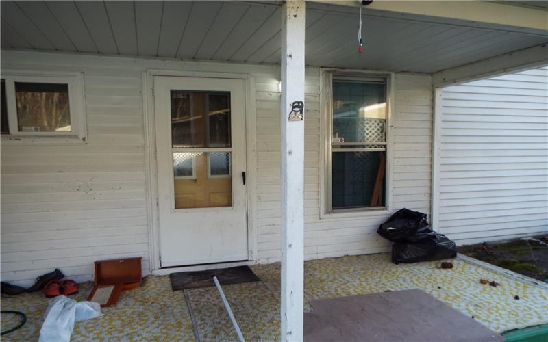 18 Penn Ave, Clarksville, 15322, 2 Bedrooms Bedrooms, ,1 BathroomBathrooms,Residential,For Sale,Penn Ave,1740708