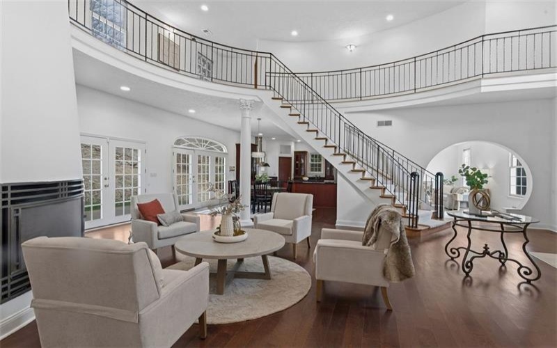 4302 Michel Court, Murrysville, 15668, 4 Bedrooms Bedrooms, 10 Rooms Rooms,5.1 BathroomsBathrooms,Residential,For Sale,Michel Court,1745974