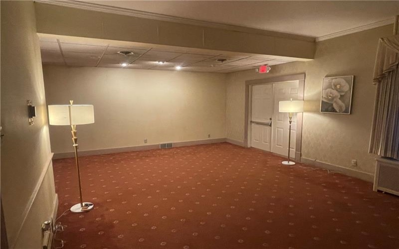 701 Thompson, Donora, 15033, 3 Bedrooms Bedrooms, 14 Rooms Rooms,2.2 BathroomsBathrooms,Residential,For Sale,Thompson,1733342