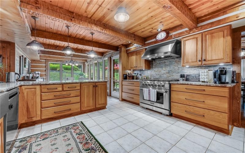 2162 Garards Fort Road, Waynesburg, 15370, 5 Bedrooms Bedrooms, ,4.1 BathroomsBathrooms,Residential,For Sale,Garards Fort Road,1727625