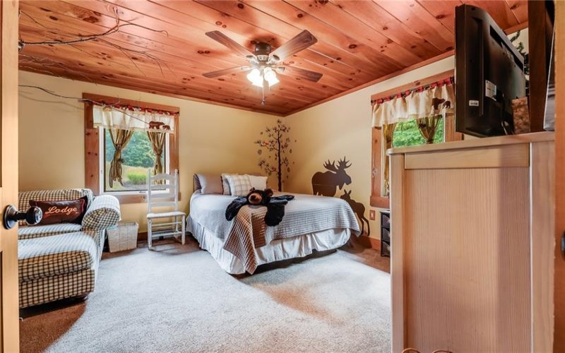2162 Garards Fort Road, Waynesburg, 15370, 5 Bedrooms Bedrooms, ,4.1 BathroomsBathrooms,Residential,For Sale,Garards Fort Road,1727625