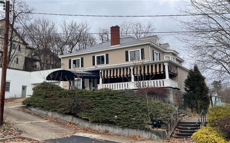 701 Thompson, Donora, 15033, ,Multi-unit,For Sale,Thompson,1733407