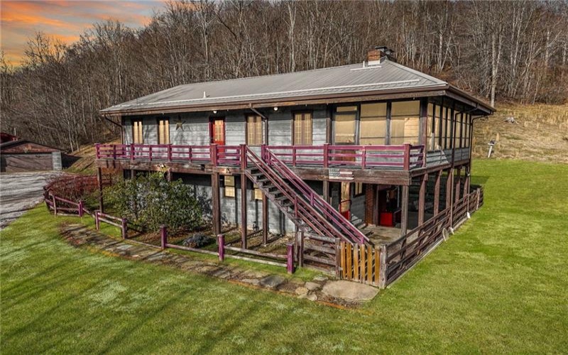 264 Stewart Run Road, Waynesburg, 15370, 3 Bedrooms Bedrooms, ,2.1 BathroomsBathrooms,Residential,For Sale,Stewart Run Road,1737733