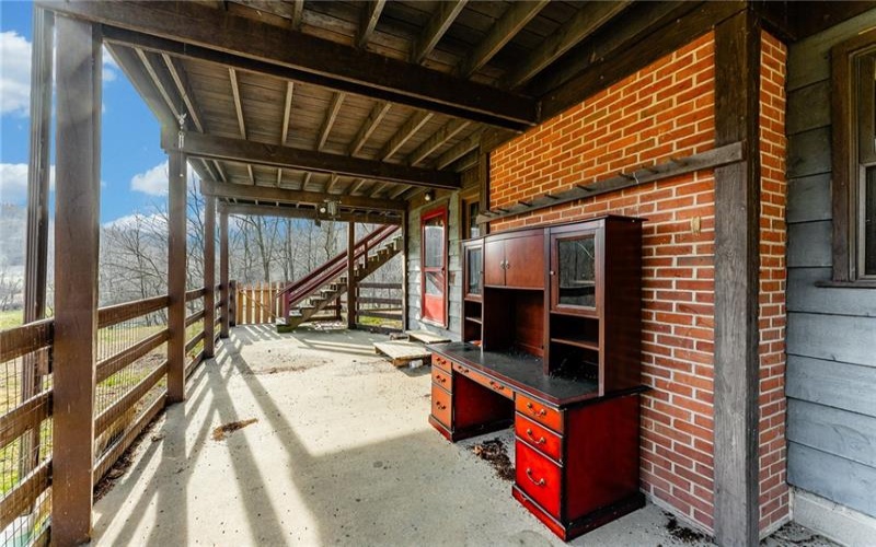 264 Stewart Run Road, Waynesburg, 15370, 3 Bedrooms Bedrooms, ,2.1 BathroomsBathrooms,Residential,For Sale,Stewart Run Road,1737733
