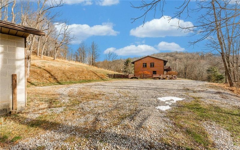 264 Stewart Run Road, Waynesburg, 15370, 3 Bedrooms Bedrooms, ,2.1 BathroomsBathrooms,Residential,For Sale,Stewart Run Road,1737733